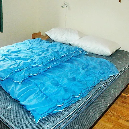 Three-bedroom Holiday In Slinde 2
