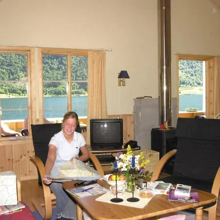 Three-bedroom Holiday In Slinde 2 Дом отдыха